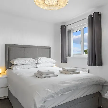 Beautifully Designed 3 Bed Pass The Keys * St Bees